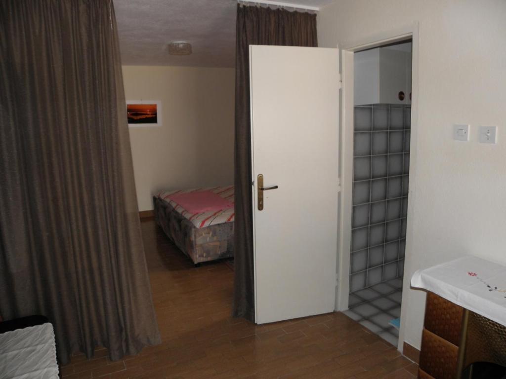 Apartments Milan in Baska  Bagian luar foto