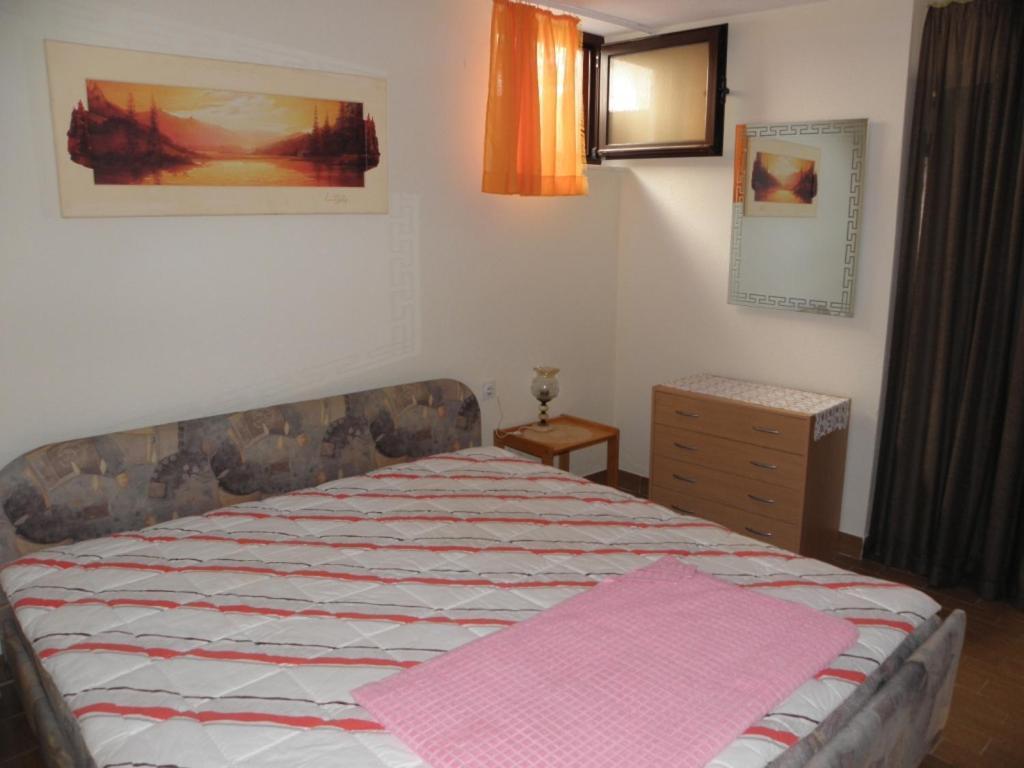 Apartments Milan in Baska  Bagian luar foto