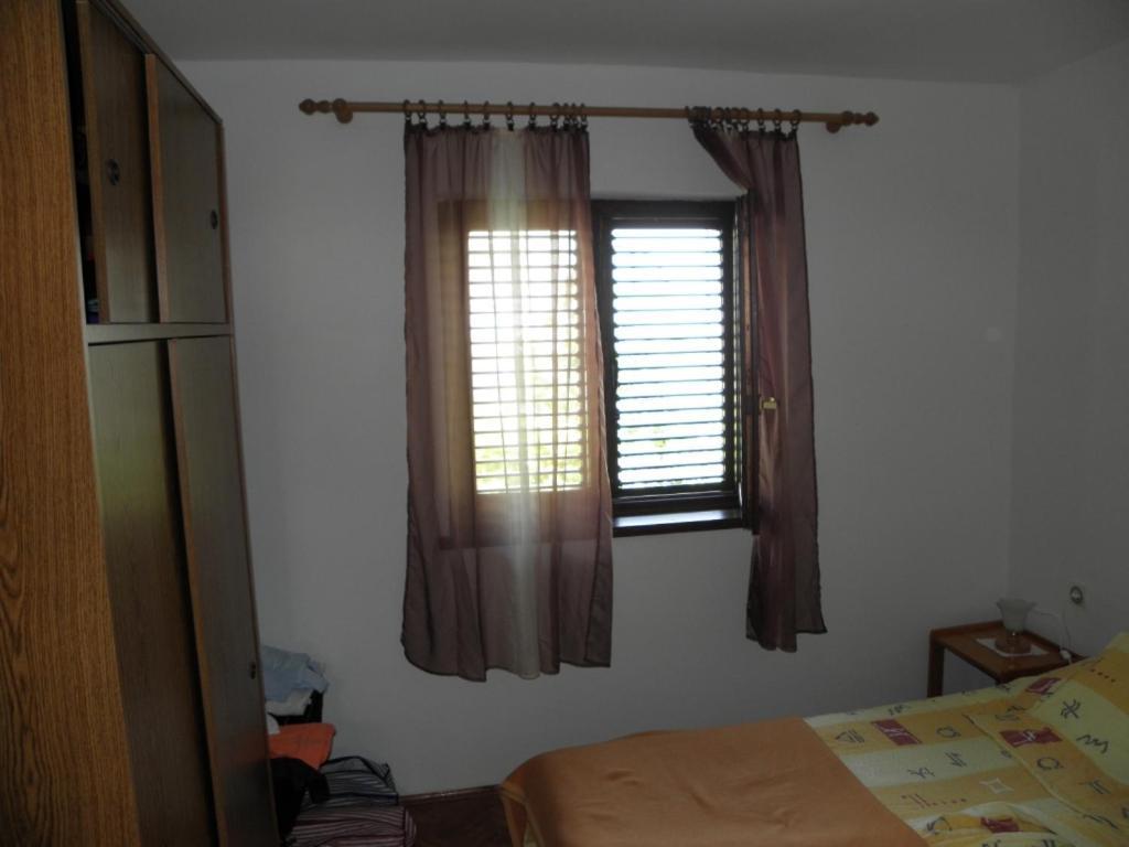 Apartments Milan in Baska  Bagian luar foto