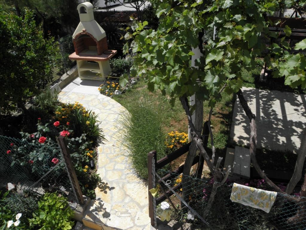 Apartments Milan in Baska  Bagian luar foto